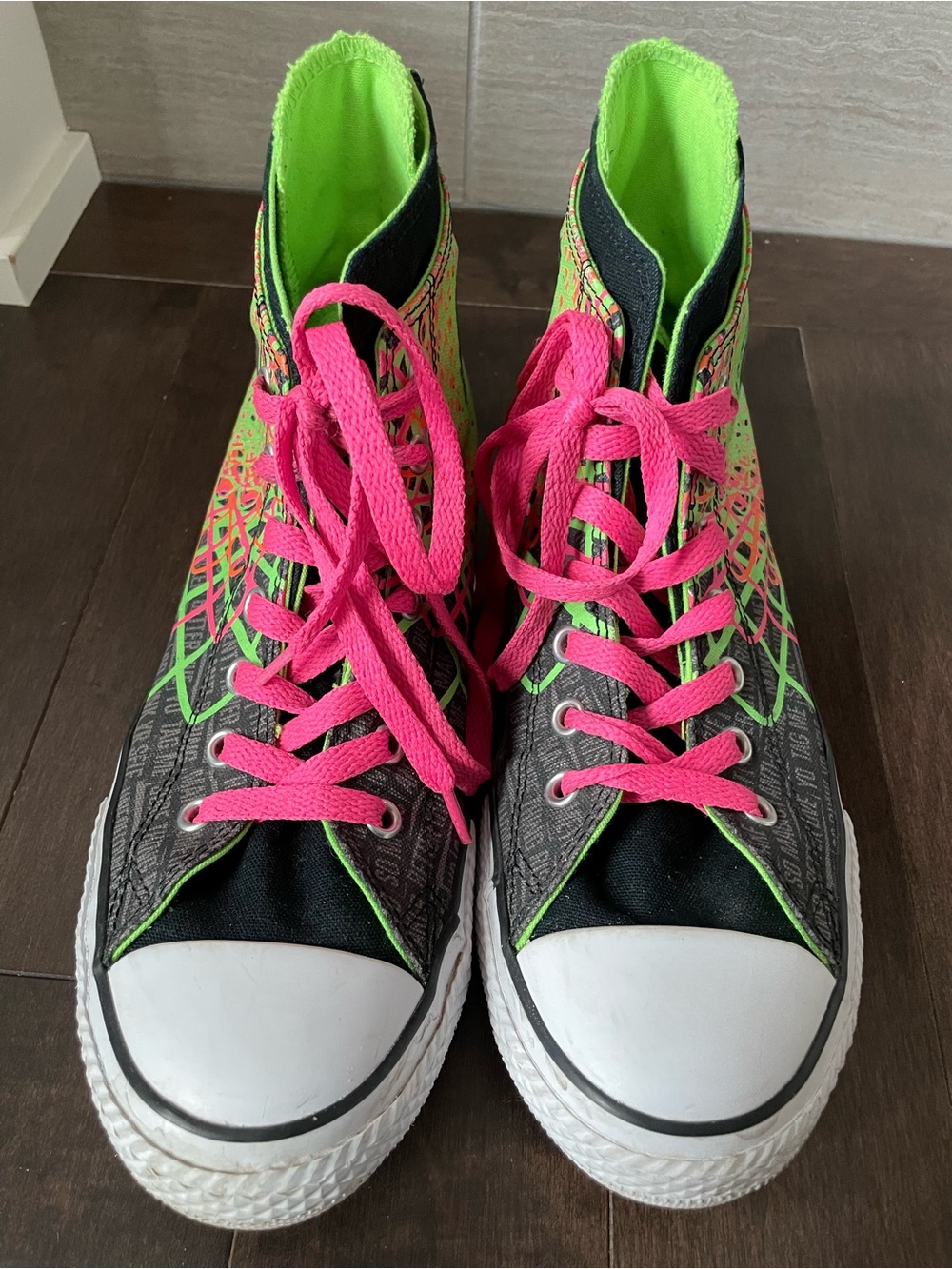 Converse All Star Neon Retro High Top Sneaker Youth 5 or Women 6.5 - Picture 9 of 11